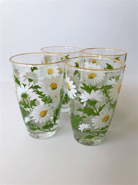 Vintage Floral Juice Glasses Vintage Glassware Daisy Drinking