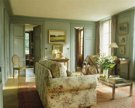 traditional sitting room
