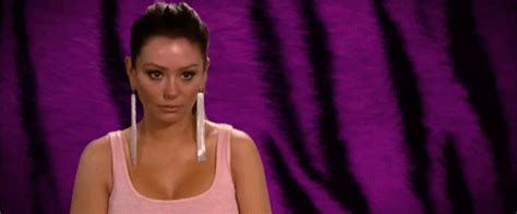 10 Reasons Jersey Shore Needs To Come Back Her Campus