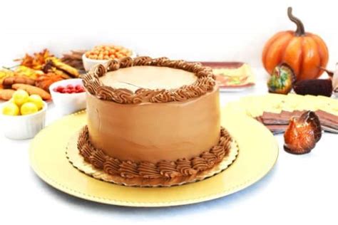 Easy Thanksgiving Cake Decorating Ideas Savvy Saving Couple