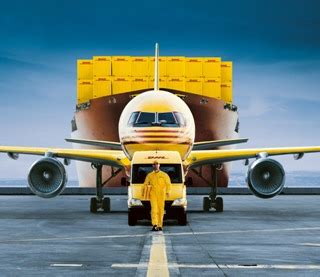 dhl  offer    world flight boosting asia  services portcalls asia
