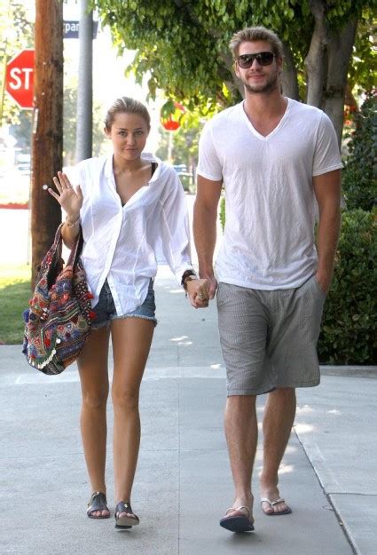 Liam Hemsworth New 2011 Girlfriend Miley Cyrus Hollywood