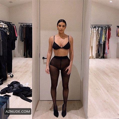kim kardshian shows off her curvy figure and flashed some