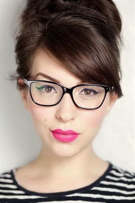 32 Eyeglasses Trends For Women 2019 Glasses Trends Glasses Fashion