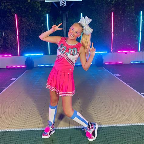 nude and leaked pics of sexy dancer jojo siwa 2022 29 photos the