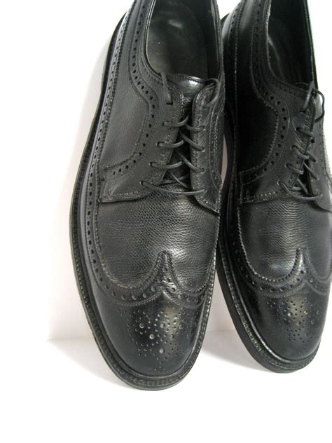 vintage mens black wing tip textured dress shoes 1980s