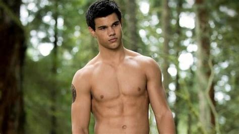 What Is Taylor Lautner Doing Now And Is He Married