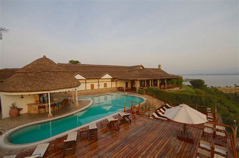 mweya safari lodge luxury accommodation queen elizabeth national park