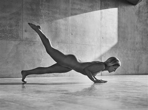 naked julie ertz in espn body issue