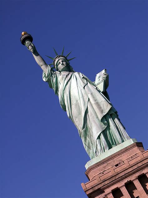 New York Statue Of Liberty And Ellis Island The City Lane
