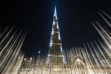 time  burj khalifa  dubai   season roveme