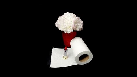 How To Make Flower With Toilet Paper And Lipstick Youtube