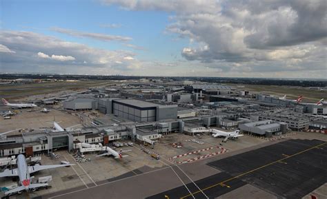 key questions in fight over heathrow airport expansion stourbridge news