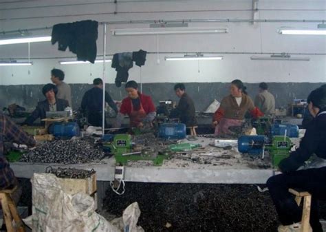 foto proses produksi pembuatan busi di china ~ cerita