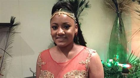 Copiague High School Teen Enjoys Prom After Breast Cancer Fight Newsday