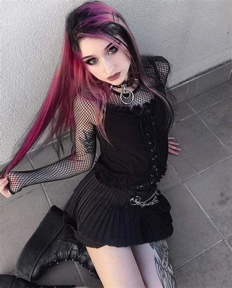 Vampire Fashion Grunge Fashion Girl Fashion Fashion Outfits Gothic