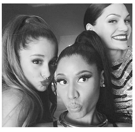 a definitive ranking of ariana grande s kissy faces from 2014