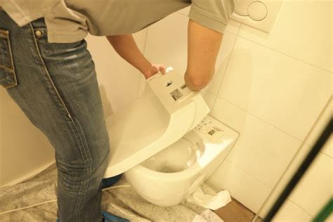 schnell kann aus deiner toilette ein dusch wc werden geberit