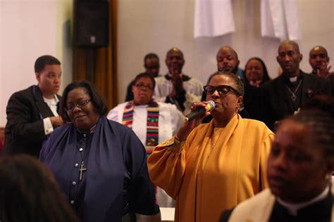 Black Gay Men And Lesbians Find Embrace At Harlem Church