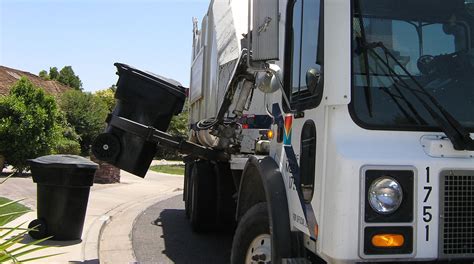 buying  garbage truck     start  waste management business