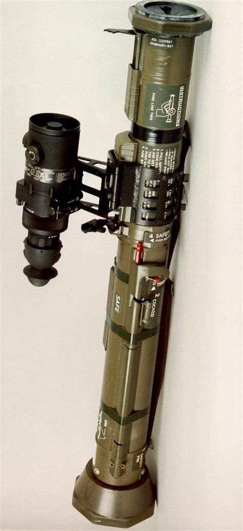 light anti tank weapon wnight vision optic disposable ognestrelnoe oruzhie oruzhie