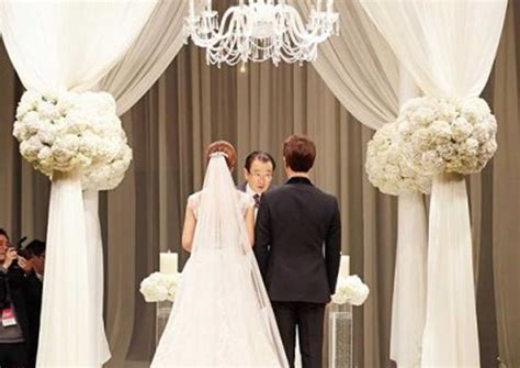 Korea Star Hwang Jung Eum Marries Golfer In One Of The