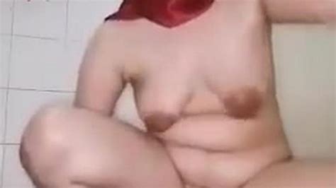 Indonesian Hijab Girl Masturbating 09 Cucumber Playing Porn Videos