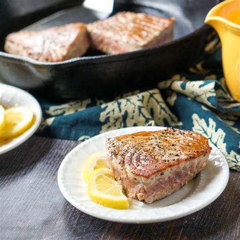 Pepper Tuna Steak Recipe And Simple Lemon Dijon Sauce In 15 Minutes