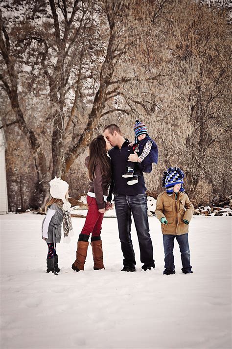 pin  anelise judd  anelise photography winter family photography winter family