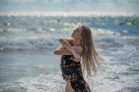 Woman At Beach Sensual Girl Undress Summer Dress The Sea Beach Stock