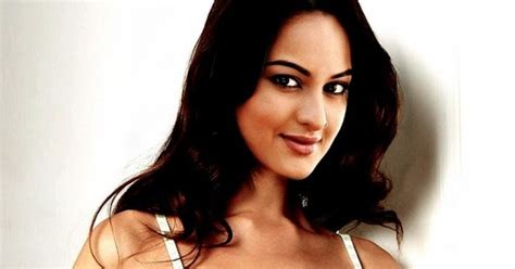 actress height sonakshi sinha height weight and age