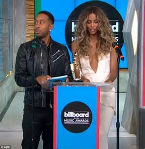 ciara refuses to say future s name as she announces billboard award nominees daily mail online