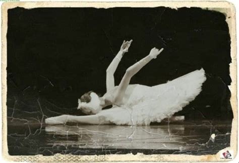 once performing her crown number “the dying swan” in front of the