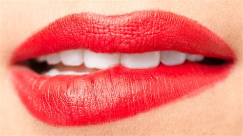 tis  season  kissable lips   mistletoe  hippocratic