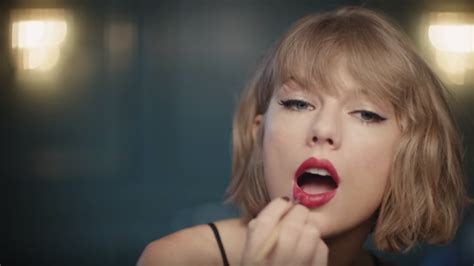 Taylor Swift S New Apple Music Ad Is Getting Ready Goals