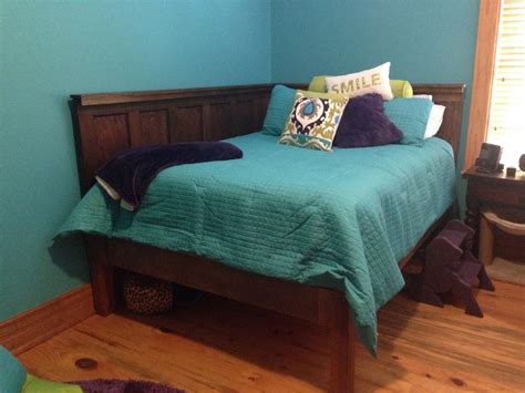 hometalk corner queen size bed     panel