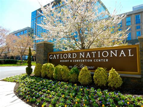 gaylord national resort convention center national harbor md getaway