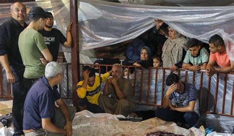 hundreds killed  strike  gaza hospital gaza health ministry