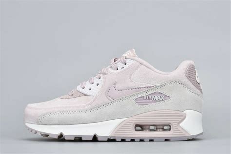 ladies nike air max  lx particle rose   favsolecom