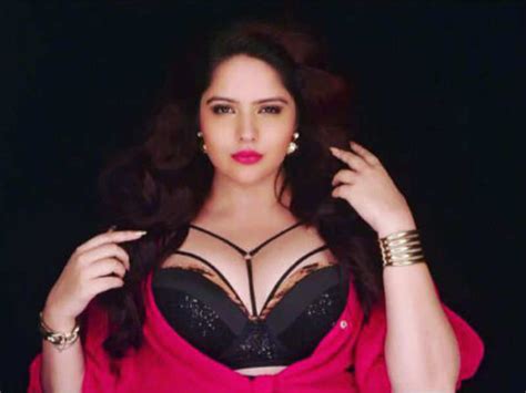 Plus Size India Plus Size Actor Anjali Anand Shows How