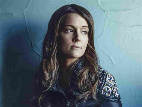 brandi carlile celebrates gay rights on avett brothers