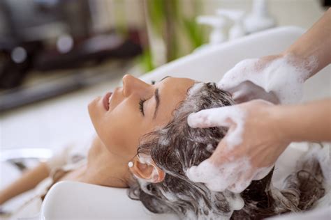 enhance  salon experience  olaplex extra scalp massage redken