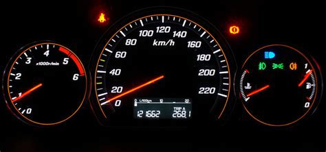 panic  guide  understanding  dashboard lights convoy auto repair