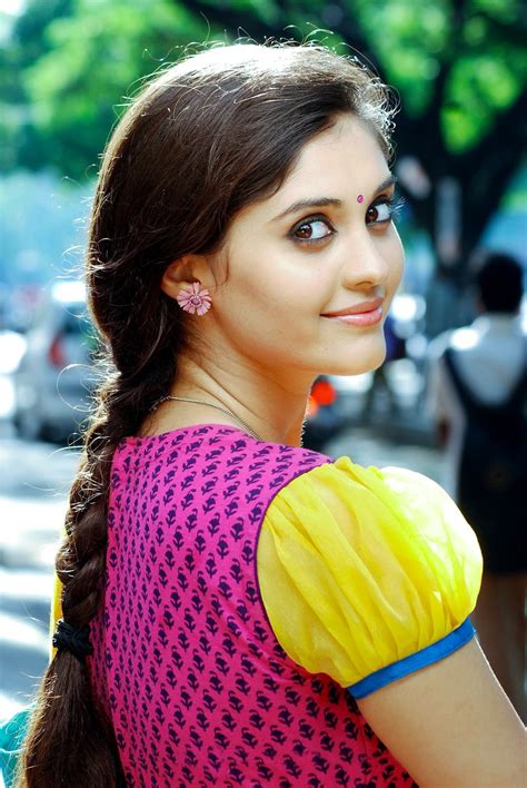 Beauty Galore Hd Tamil Actress Surabhi Puranik So Cute