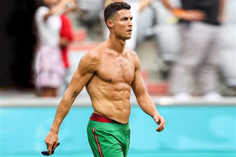 ridiculous cristiano ronaldo shirtless image proves age is just a