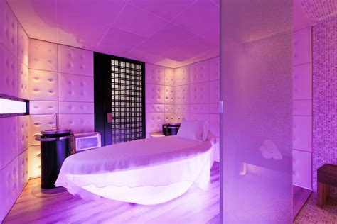 luxury spa services  bangkok