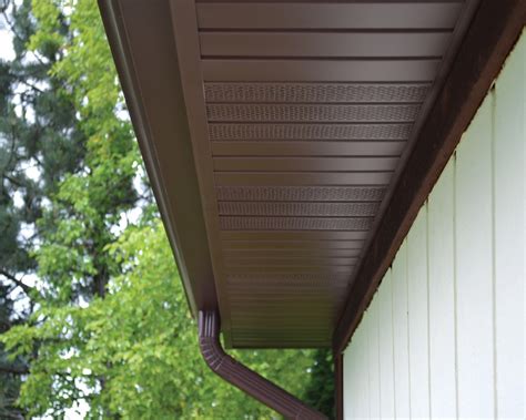 checking  soffits tips  prevent ice damage  winter rollex