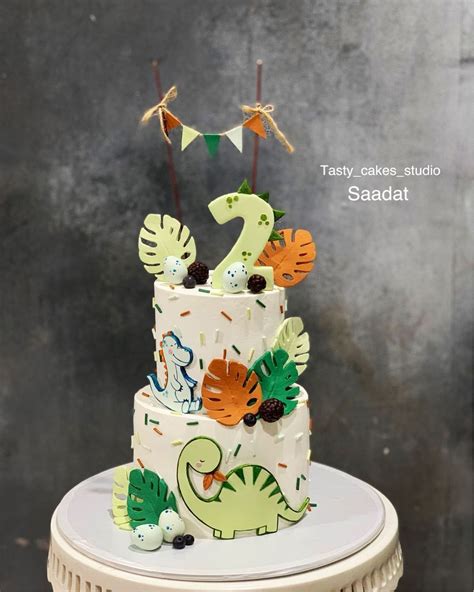 سعادت saadat on instagram “ کیک تولد دایناسوری 🦕🦖 وزن کیک دو