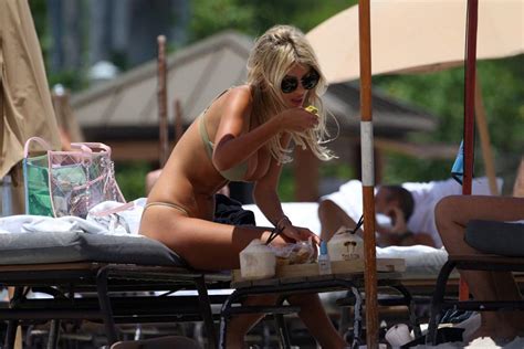 Italian Star Melissa Castagnoli Bikini Thong And Areola Peek Photos
