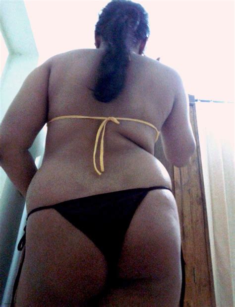 desi tamil milf aunty in skimpy bra panty boobs popping out pics photo album by kalamanik